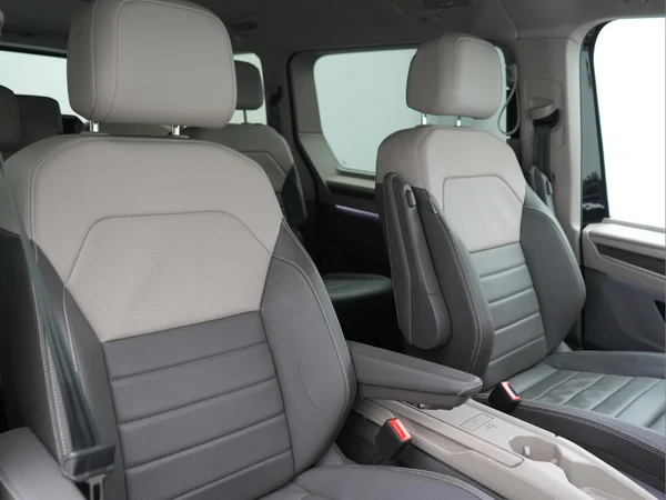 VOLKSWAGEN Multivan T7 Long eHybrid (PHEV) (2026) — foto 3 van 55