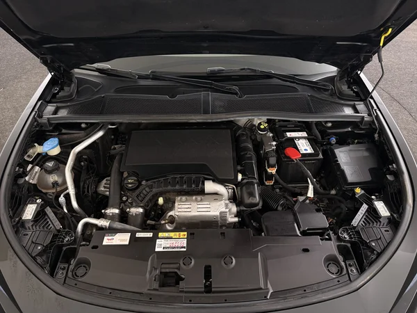 PEUGEOT 408 (2024) — foto 6 van 27