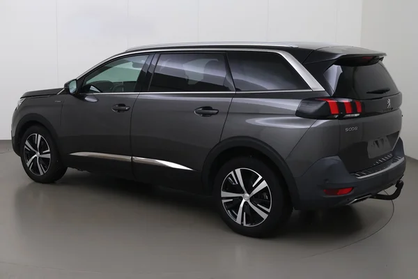 Peugeot 5008 (2018) — foto 14 van 20
