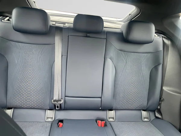 CUPRA Tavascan (2024) — foto 18 van 20