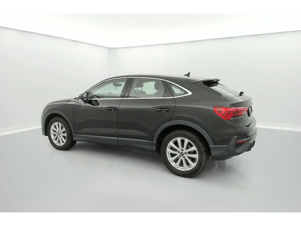 AUDI Q3 Sportback PHEV (2022) — foto 35 van 36