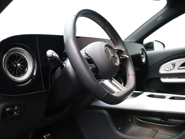 Mercedes-Benz CLA (2026) — foto 3 van 33