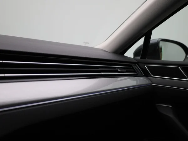 Volkswagen Passat (2022) — foto 25 van 48