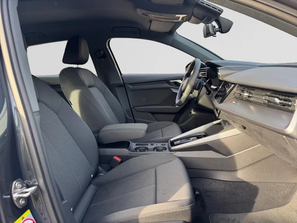 AUDI A3 Allstreet PHEV (2025) — foto 8 van 24