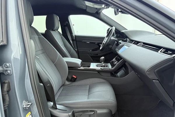 Land Rover Range Rover Evoque (2021) — foto 18 van 20