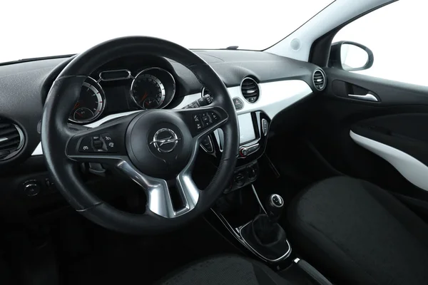 Opel Adam (2017) — foto 2 van 16