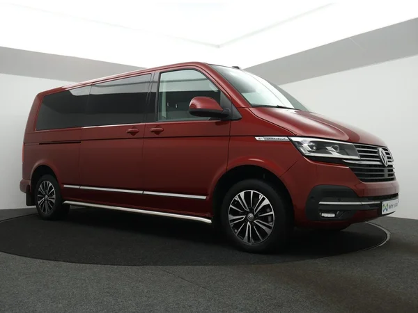 VOLKSWAGEN Transporter T6.1 1400 Caravelle Lwb Dsl (2020) — foto 12 van 27