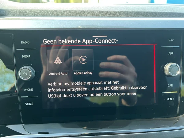 VOLKSWAGEN Polo GTI (2024) — foto 3 van 24
