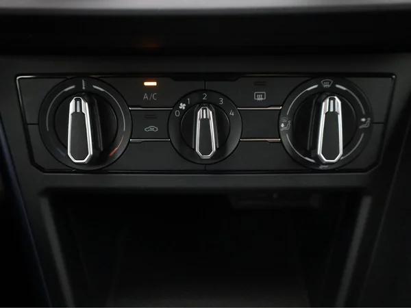 VOLKSWAGEN Polo (2021) — foto 8 van 20