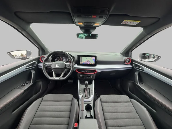SEAT Arona (2023) — foto 19 van 21