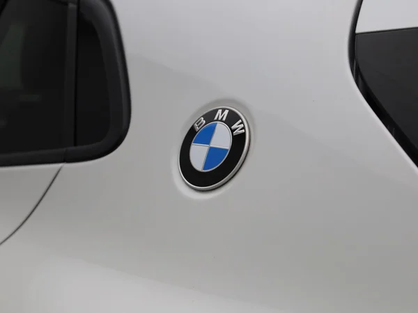 BMW X2 (2022) — foto 5 van 38