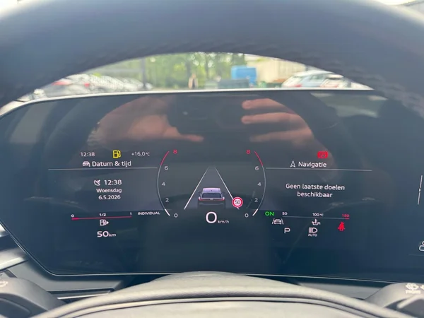 AUDI A5 Avant (2025) — foto 6 van 24