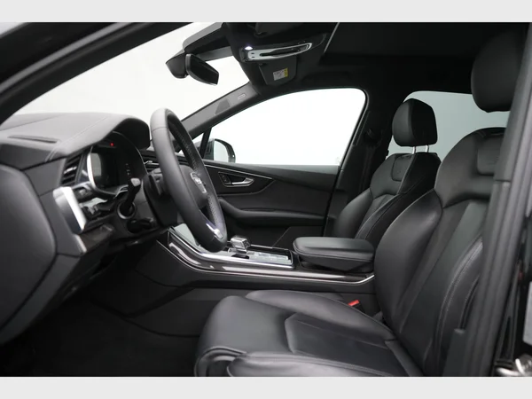 AUDI Q7 PHEV (2024) — foto 2 van 37