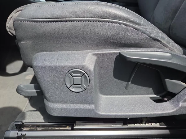 AUDI Q3 Dsl (2020) — foto 8 van 22