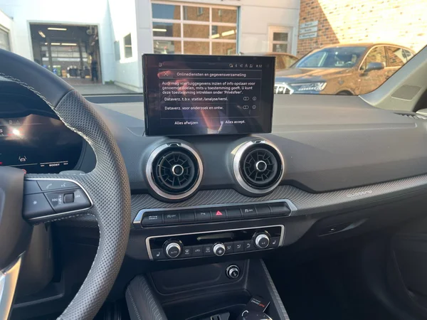 AUDI SQ2 (2026) — foto 3 van 16