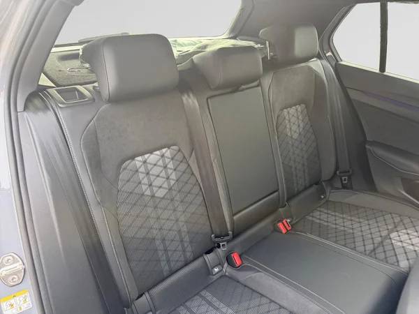 VOLKSWAGEN Golf VIII (2026) — foto 11 van 24