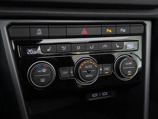 VOLKSWAGEN T-Roc Cabrio (2021) — foto 17 van 29