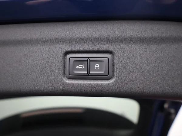 AUDI Q6 e-tron (2026) — foto 31 van 33