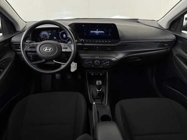HYUNDAI i20 (2025) — foto 27 van 27