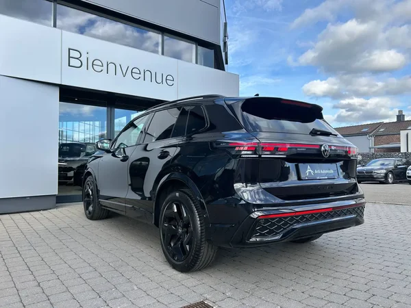 Volkswagen Tiguan (2024) — foto 28 van 30