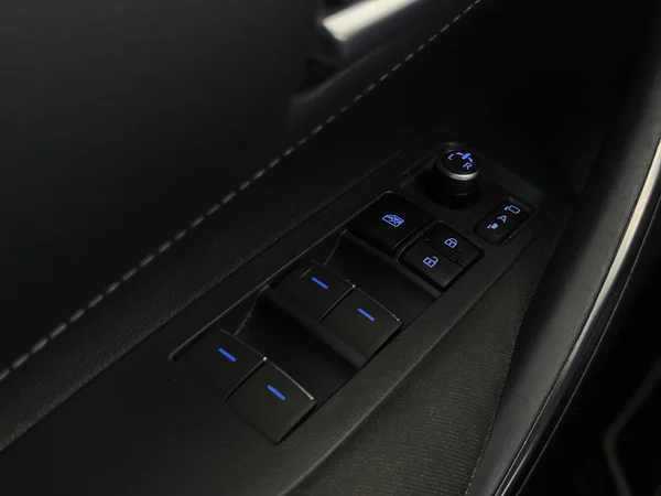 TOYOTA Corolla (2022) — foto 19 van 27