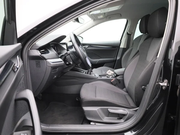 Škoda Octavia (2021) — foto 5 van 41