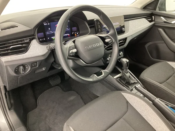 SKODA Scala (2025) — foto 7 van 36
