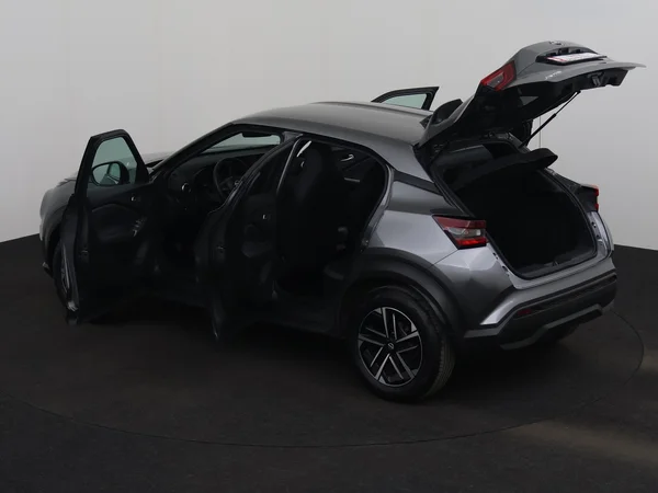 NISSAN Juke (2024) — foto 26 van 27