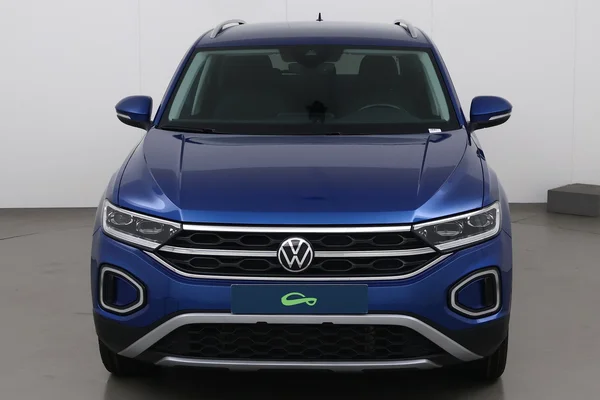 Volkswagen T-Roc (2024) — foto 9 van 16