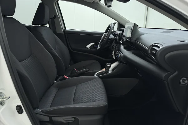 Toyota Yaris (2024) — foto 17 van 19