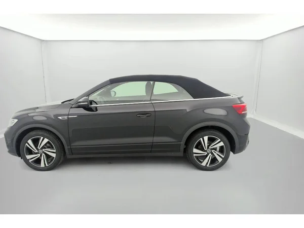 VOLKSWAGEN T-Roc Cabriolet (2022) — foto 35 van 48