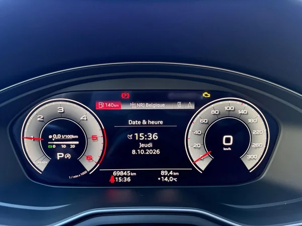 AUDI A4 Avant Dsl (2023) — foto 4 van 17