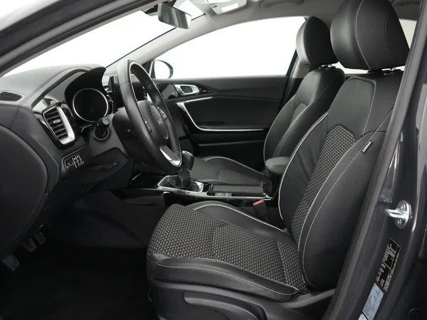 Kia XCeed (2024) — foto 3 van 22