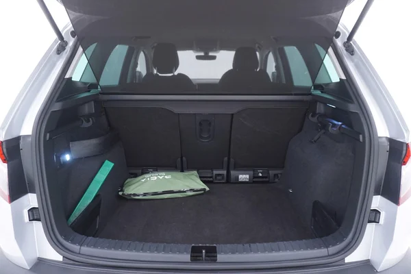 Skoda Karoq (2019) — foto 8 van 29