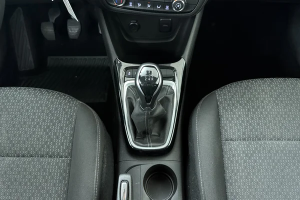 Opel Crossland (2022) — foto 4 van 17