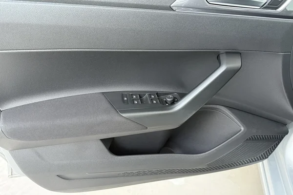 Volkswagen Polo (2025) — foto 8 van 23