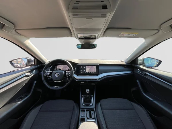 SKODA Octavia (2021) — foto 15 van 21