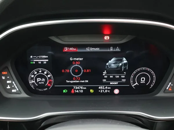 Audi RSQ3 (2023) — foto 9 van 29