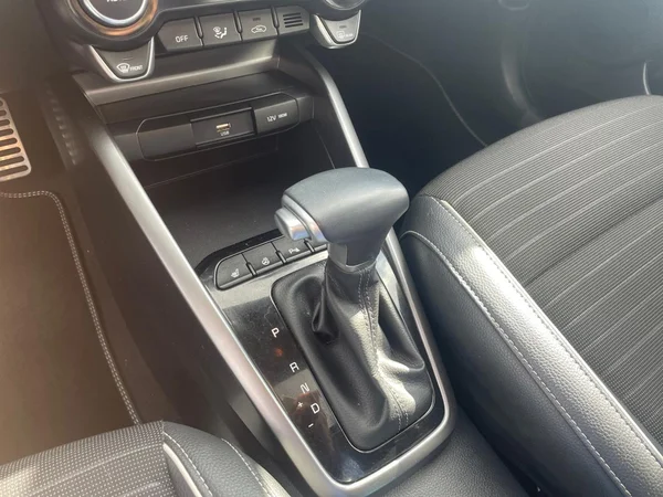 KIA Rio - 2021 (2023) — foto 17 van 20