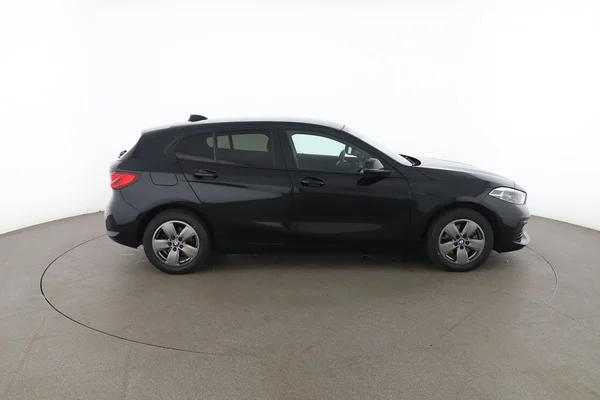 BMW 1-serie (2022) — foto 13 van 16