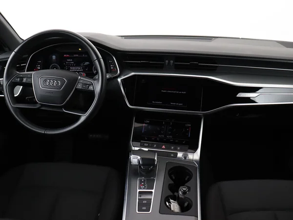 AUDI A6 (2021) — foto 30 van 30
