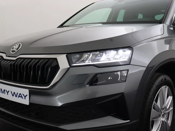 SKODA Karoq (2025) — foto 8 van 18