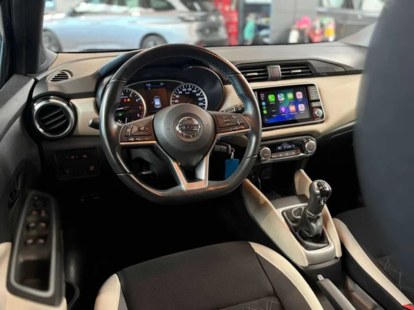 Nissan Micra (2019) — foto 17 van 18