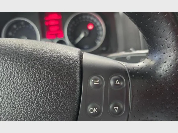 Volkswagen Golf R32 (2006) — foto 8 van 37