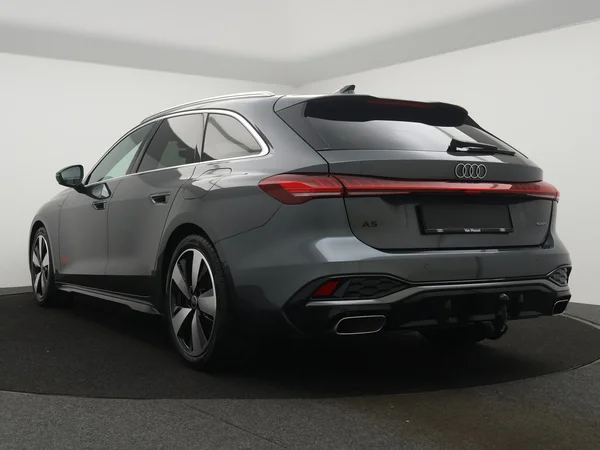 AUDI A5 Avant e-hybrid (PHEV) (2026) — foto 18 van 25