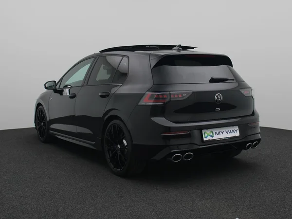 VOLKSWAGEN Golf VIII R (2025) — foto 14 van 19