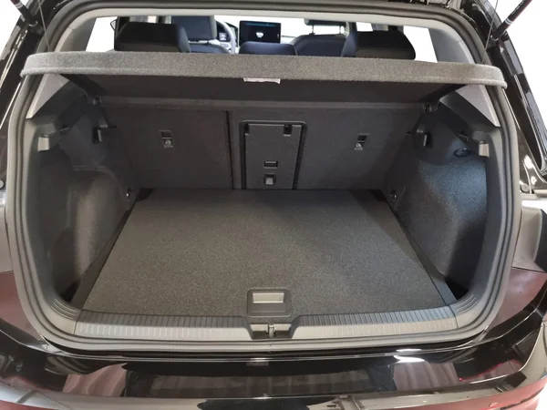 VOLKSWAGEN Golf VIII (2026) — foto 17 van 24