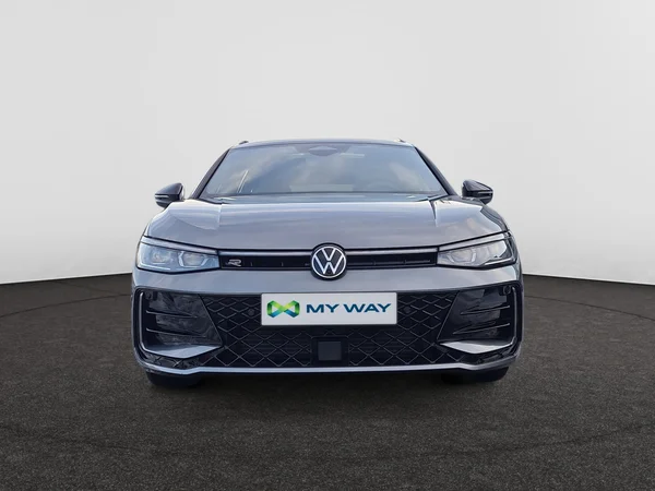VOLKSWAGEN Passat Variant (2025) — foto 14 van 21
