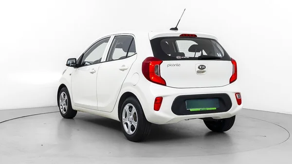 Kia Picanto (2021) — foto 23 van 41