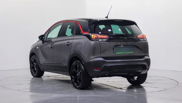 Opel Crossland (2022) — foto 23 van 97